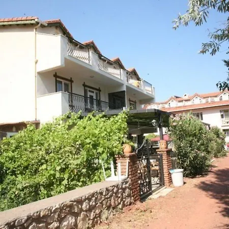Apart Otel Barbaros 3*