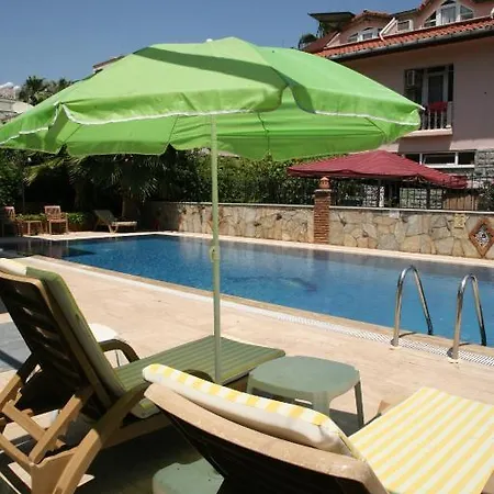 Apart Otel Barbaros Turunç