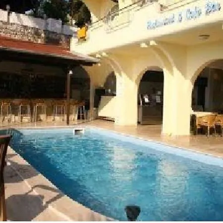 Barbaros Apart Otel Turunç