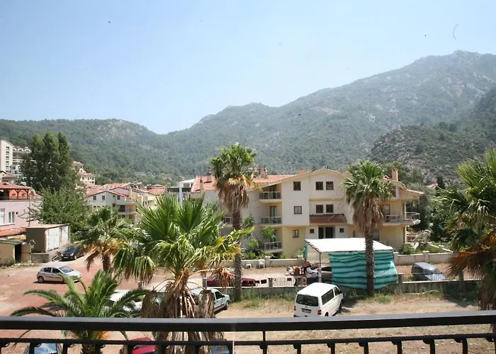 Barbaros Aparthotel 3*