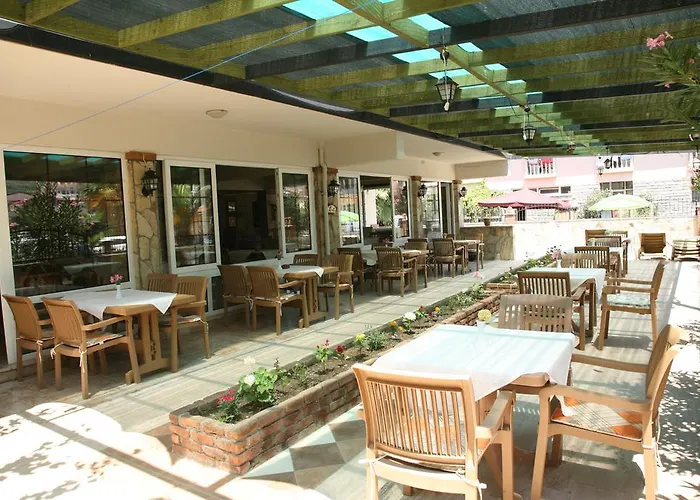 Aparthotel Barbaros 3*